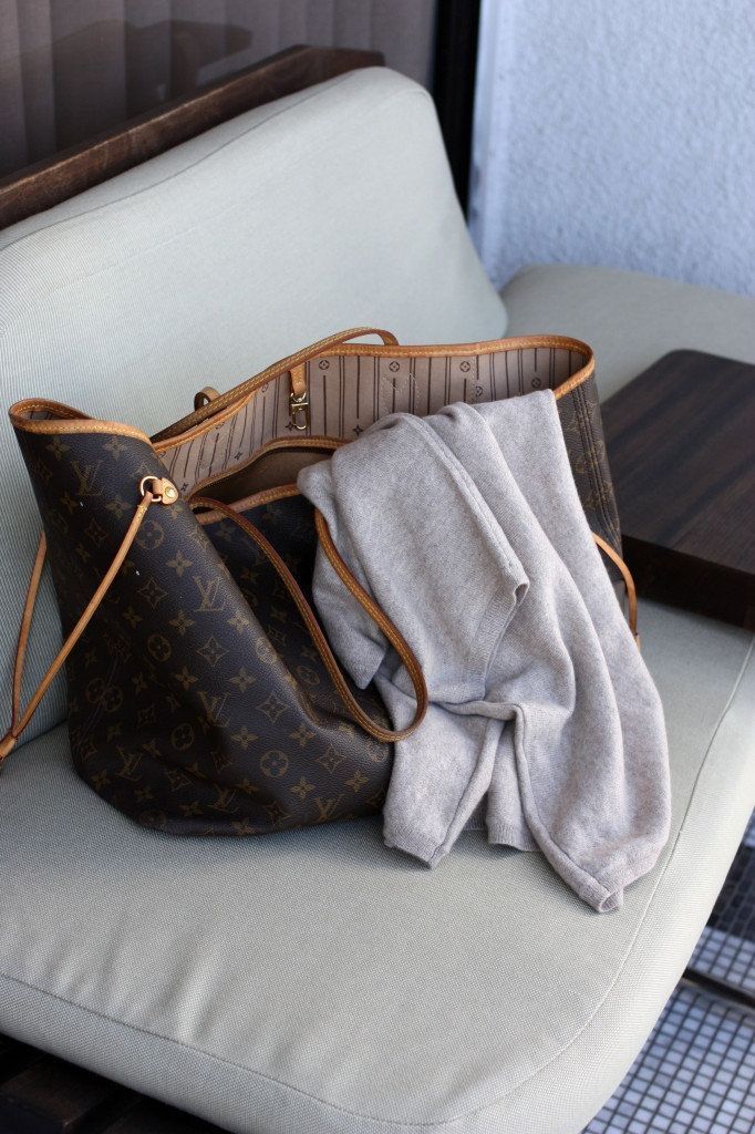 Louis Vuitton Neverfull monogram tote bag, the perfect luxury everyday carry-all
